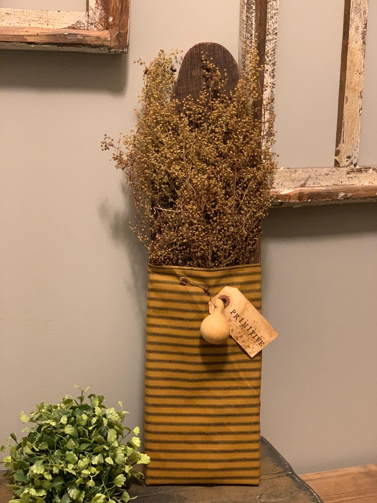 Primitive Barn Wood Hanger with Dried Sweet Annie