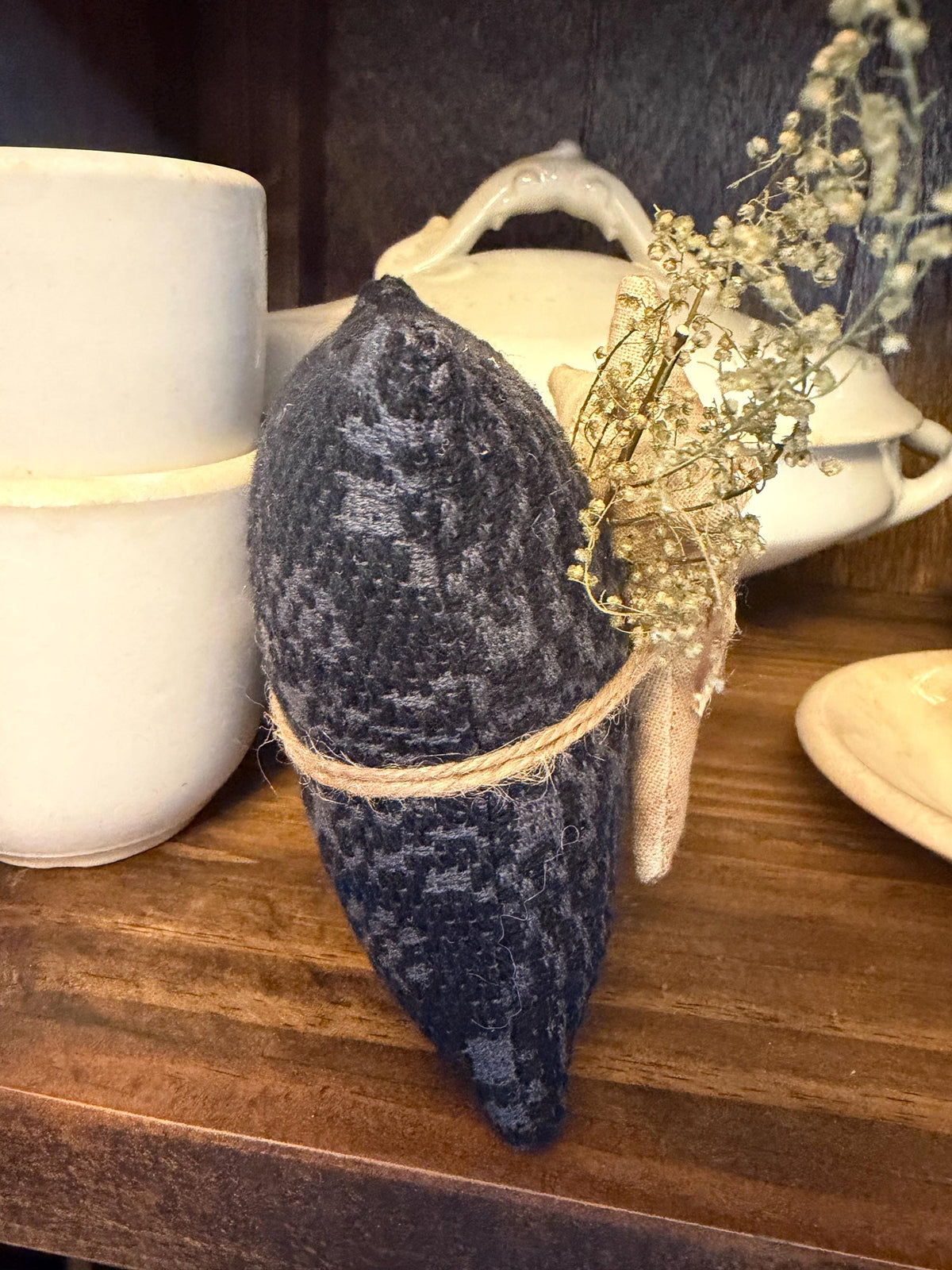 Primitive Woven Textile Pillow Tuck with Sweet Annie